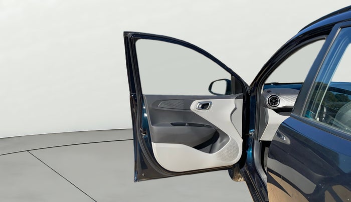 2022 Hyundai GRAND I10 NIOS SPORTZ AMT 1.2 KAPPA VTVT, Petrol, Automatic, 9,996 km, LHS Front Door