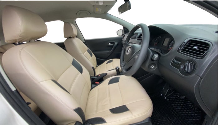 2019 Volkswagen Polo TRENDLINE 1.0L, Petrol, Manual, 75,876 km, Right Side Front Door Cabin