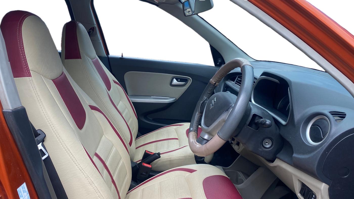 2017 Maruti Alto K10 VXI, Petrol, Manual, 98,670 km, Right Side Front Door Cabin