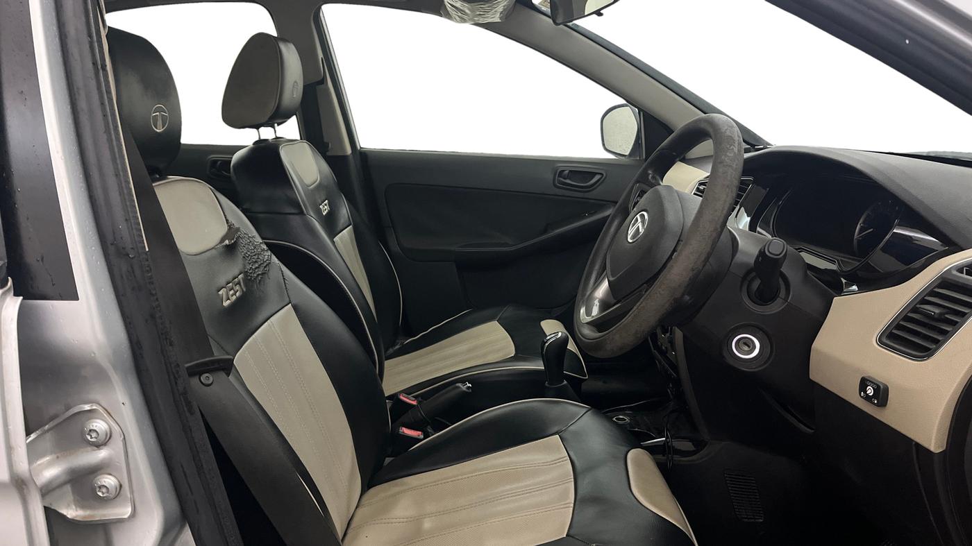 2015 Tata Zest XM PETROL, CNG, Manual, 79,089 km, Right Side Front Door Cabin