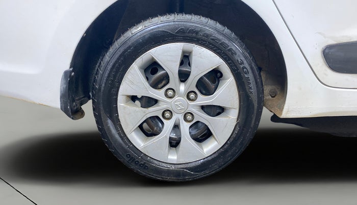 2014 Hyundai Xcent S 1.2, Petrol, Manual, 97,069 km, Right Rear Wheel