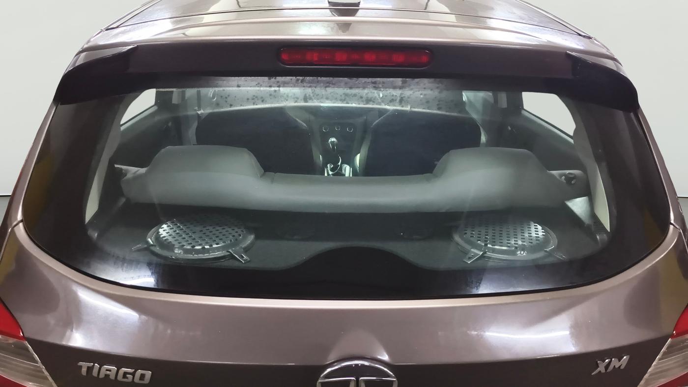 2018 Tata Tiago XM PETROL, Petrol, Manual, 75,428 km, Rear Windshield