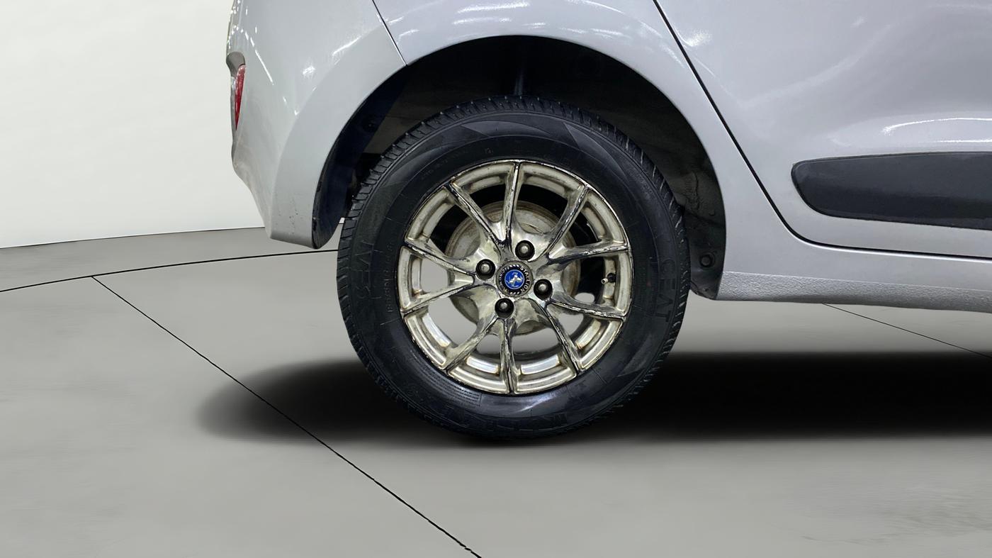 2014 Hyundai Grand i10 SPORTZ 1.2 KAPPA VTVT, Petrol, Manual, 94,018 km, Right Rear Wheel