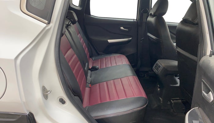2022 Nissan MAGNITE XV PREMIUM TURBO (O) CVT, Petrol, Automatic, 45,420 km, Right Side Rear Door Cabin