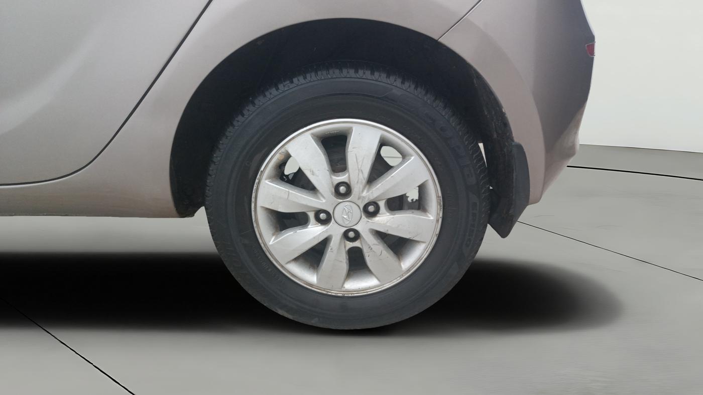2014 Hyundai i20 SPORTZ 1.2, Petrol, Manual, 66,557 km, Left Rear Wheel