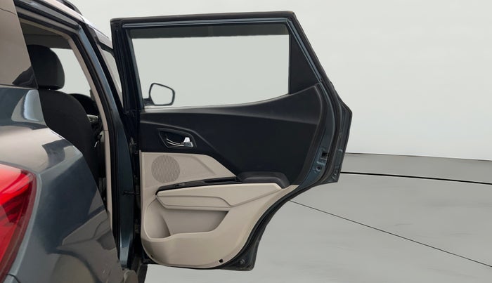 2019 Mahindra XUV300 W8 1.2 PETROL, Petrol, Manual, 92,693 km, RHS Rear Door