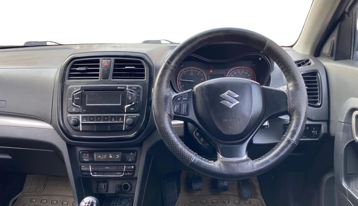 2016 Maruti Vitara Brezza VDI, Diesel, Manual, 72,279 km, Steering Wheel Close Up