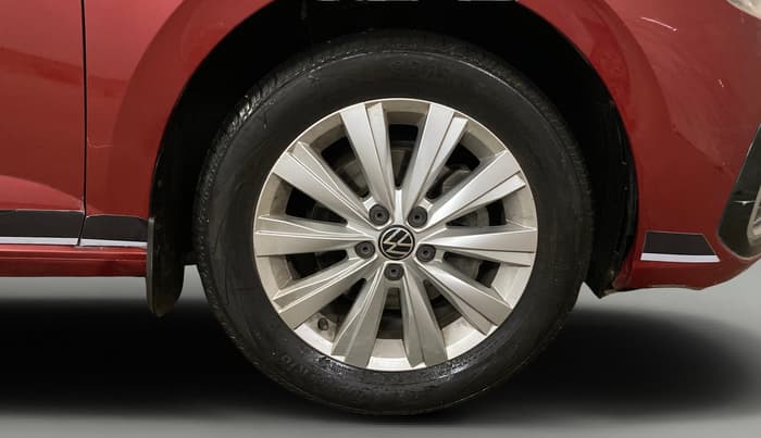 2024 Volkswagen VIRTUS  GT 1.5 TSI DSG , Petrol, Automatic, 29,188 km, Right Front Wheel