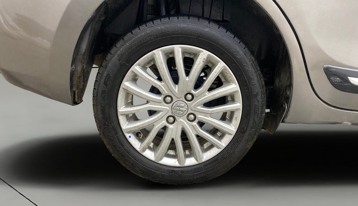 2023 Maruti Dzire ZXI, Petrol, Manual, 1,13,388 km, Right Rear Wheel