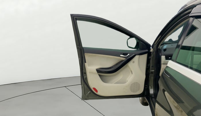 2020 Tata NEXON XZ PETROL, Petrol, Manual, 72,920 km, LHS Front Door