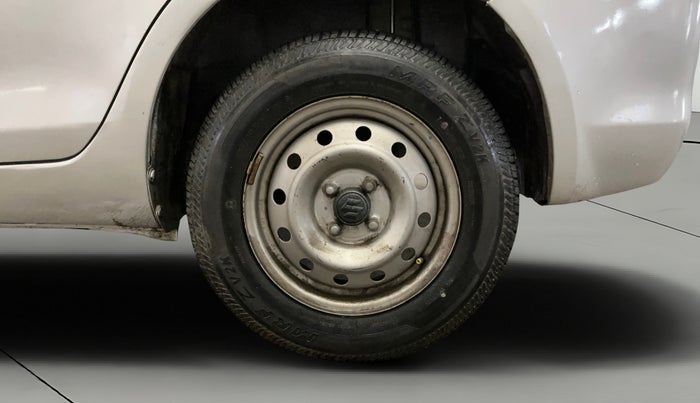 2015 Maruti Swift Dzire LXI (O), Petrol, Manual, 35,987 km, Left Rear Wheel