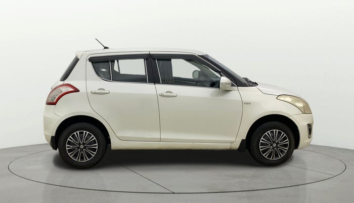 2016 Maruti Swift VXI, CNG, Manual, 85,507 km, Right Side View