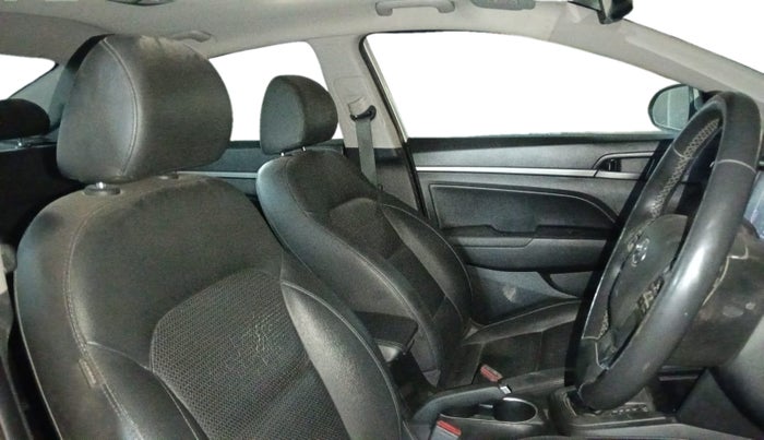 2018 Hyundai New Elantra 1.6 SX (O) AT DIESEL, Diesel, Automatic, 50,370 km, Right Side Front Door Cabin