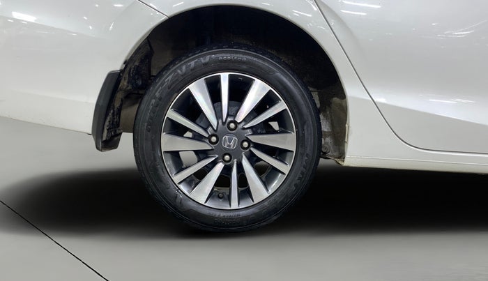 2024 Honda City 1.5L I-VTEC V, Petrol, Manual, 28,986 km, Right Rear Wheel