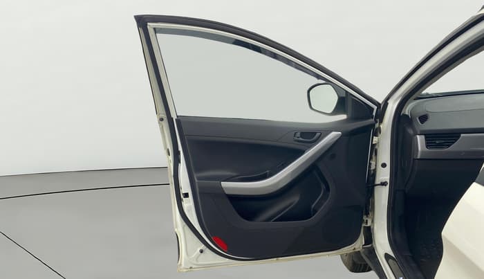 2023 Tata NEXON XM PLUS SUNROOF PETROL, Petrol, Manual, 3,456 km, LHS Front Door