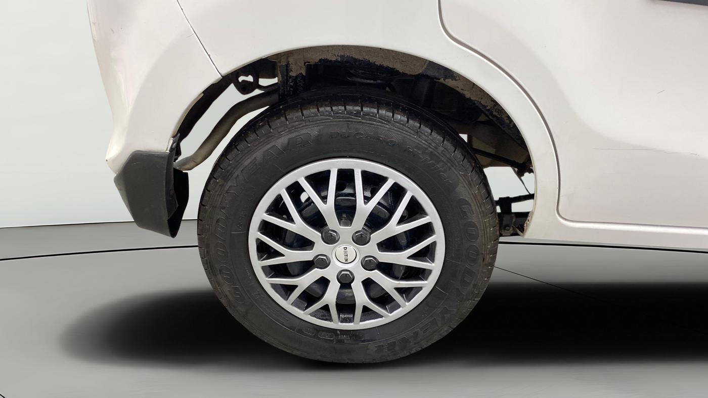 2017 Maruti Alto 800 LXI, Petrol, Manual, 44,145 km, Right Rear Wheel