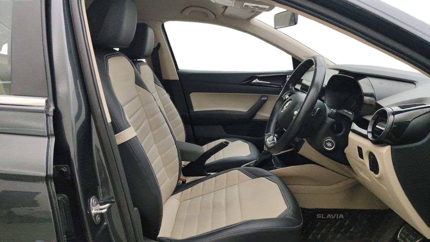 2022 Skoda SLAVIA AMBITION 1.0L TSI AT, Petrol, Automatic, 53,401 km, Right Side Front Door Cabin