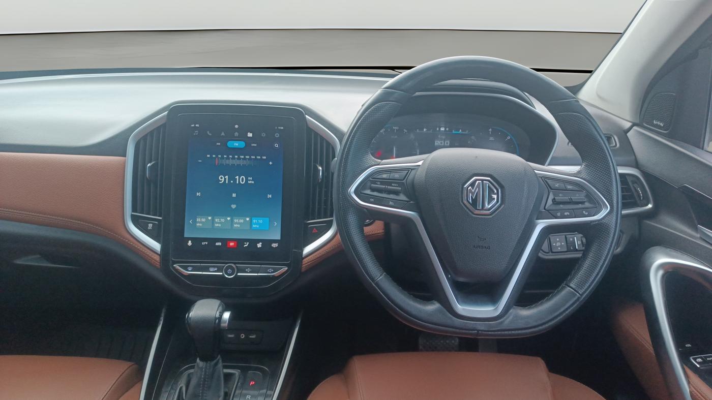 2020 MG HECTOR PLUS SHARP 1.5 PETROL TURBO DCT 6-STR, Petrol, Automatic, 41,658 km, Steering Wheel Close Up