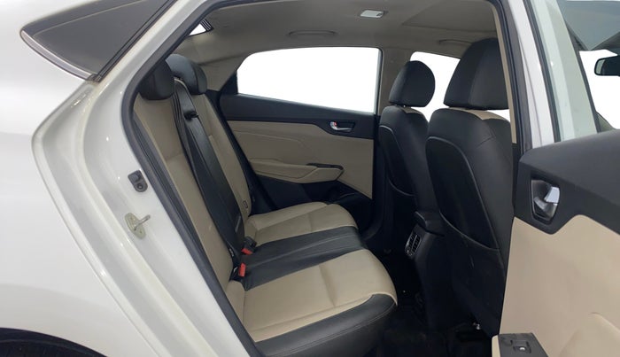 2019 Hyundai Verna 1.6 VTVT SX (O) AT, Petrol, Automatic, 79,119 km, Right Side Rear Door Cabin