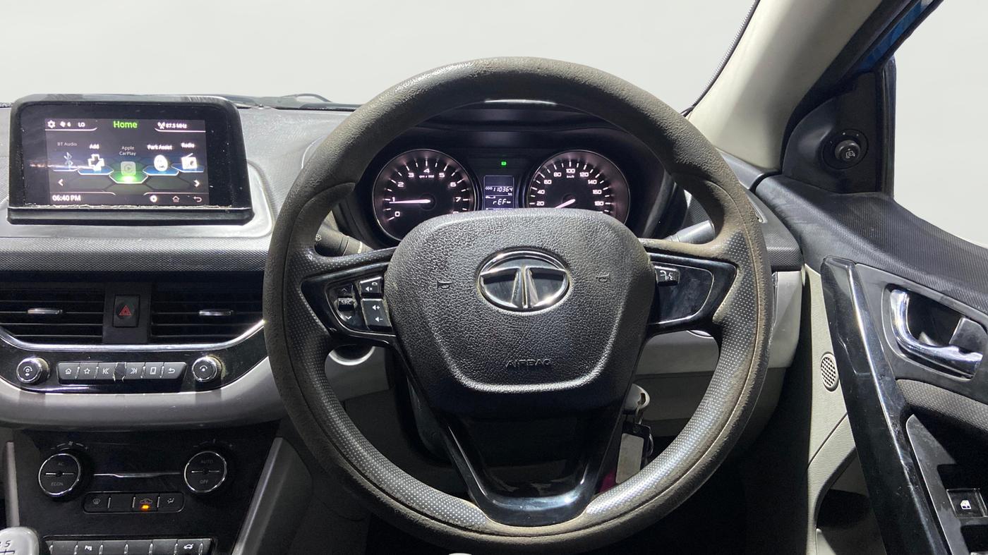2018 Tata NEXON XZ DIESEL, Diesel, Manual, 1,10,350 km, Steering Wheel Close Up