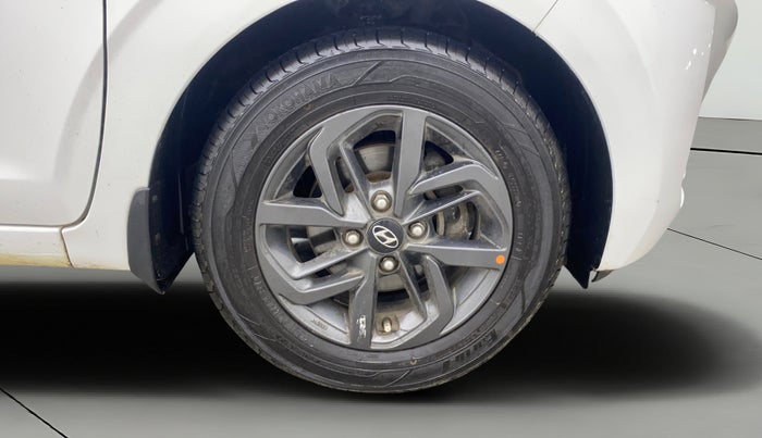 2021 Hyundai GRAND I10 NIOS SPORTZ U2 AMT 1.2 CRDI, Diesel, Automatic, 1,15,937 km, Right Front Wheel