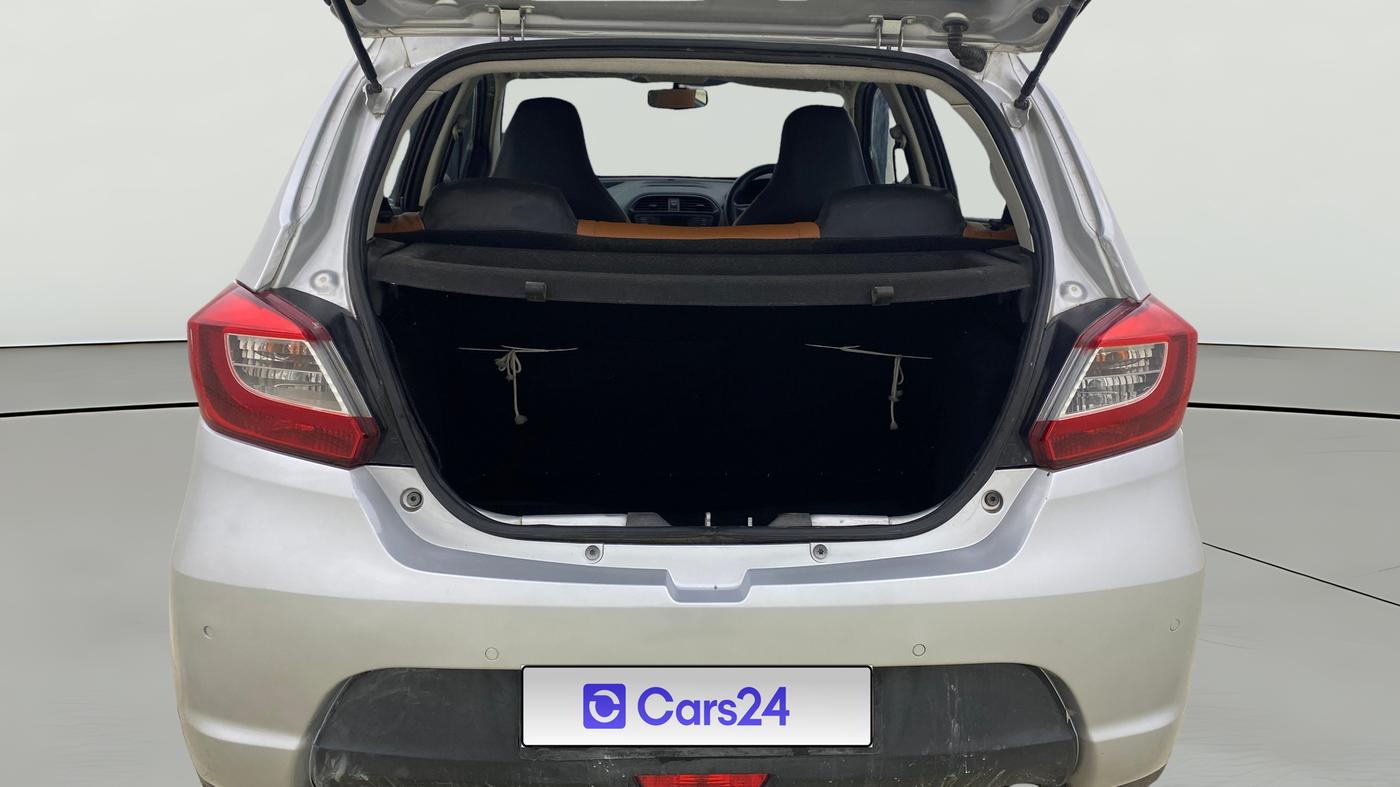 2018 Tata Tiago XT PETROL, Petrol, Manual, 1,01,092 km, Boot Open Zoomed View