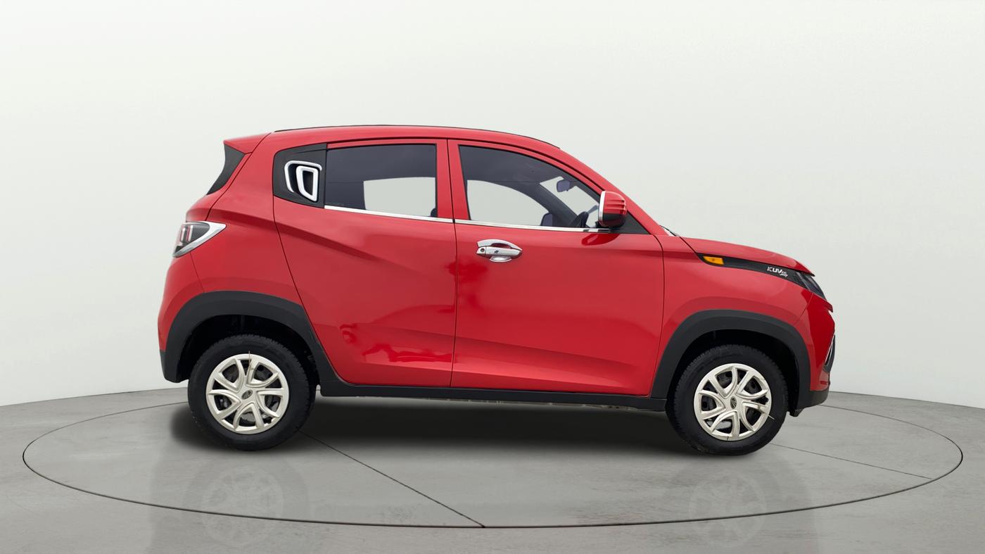 2018 Mahindra KUV 100 NXT K4+ P 6 STR, Petrol, Manual, 54,580 km, Right Side View