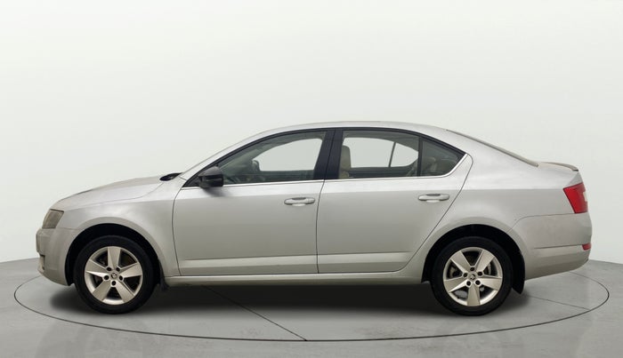 2016 Skoda Octavia STYLE PLUS AT 1.8 TSI, Petrol, Automatic, 94,300 km, Left Side