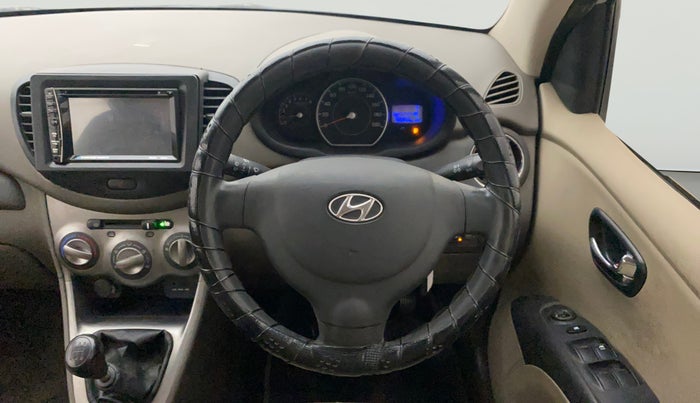 2013 Hyundai i10 SPORTZ 1.2, CNG, Manual, 96,631 km, Steering Wheel Close Up