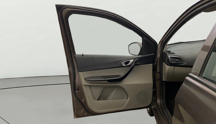 2019 Tata Tiago XZ PETROL, Petrol, Manual, 67,604 km, LHS Front Door