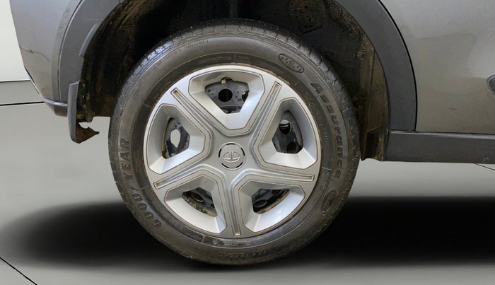 2021 Tata NEXON XM SUNROOF PETROL, Petrol, Manual, 48,543 km, Right Rear Wheel