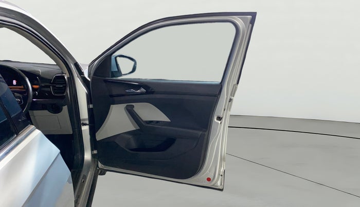 2022 Skoda KUSHAQ STYLE 1.0L TSI AT (6 AIRBAGS), Petrol, Automatic, 47,950 km, RHS Front Door