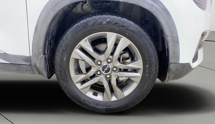 2022 KIA SELTOS HTX IVT 1.5 PETROL, Petrol, Automatic, 21,708 km, Right Front Wheel