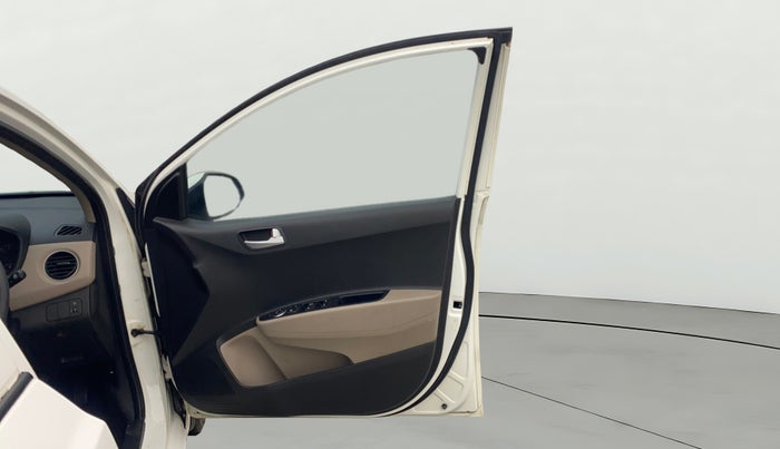 2017 Hyundai Grand i10 SPORTZ (O) 1.2 KAPPA VTVT, Petrol, Manual, 25,181 km, RHS Front Door