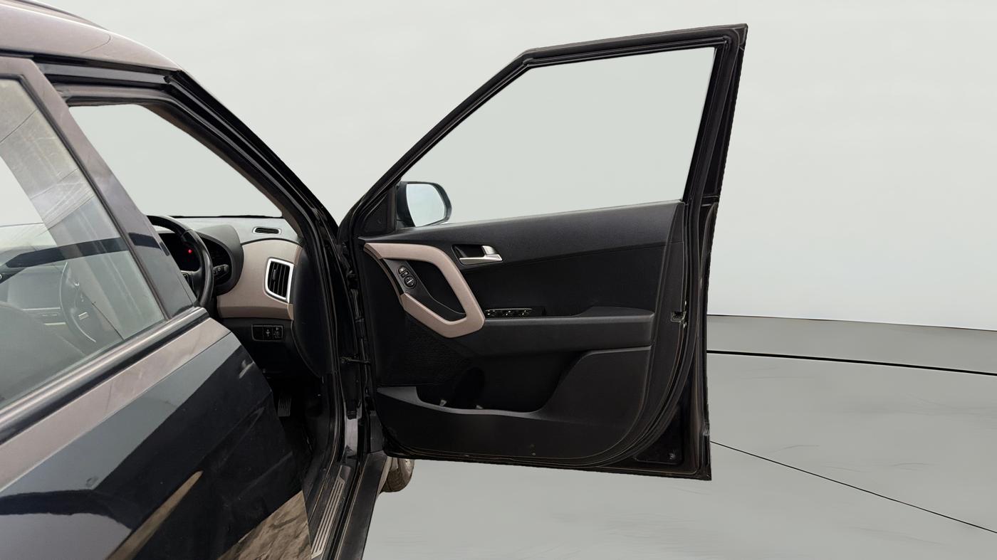 2018 Hyundai Creta SX AT 1.6 PETROL, Petrol, Automatic, 67,533 km, RHS Front Door