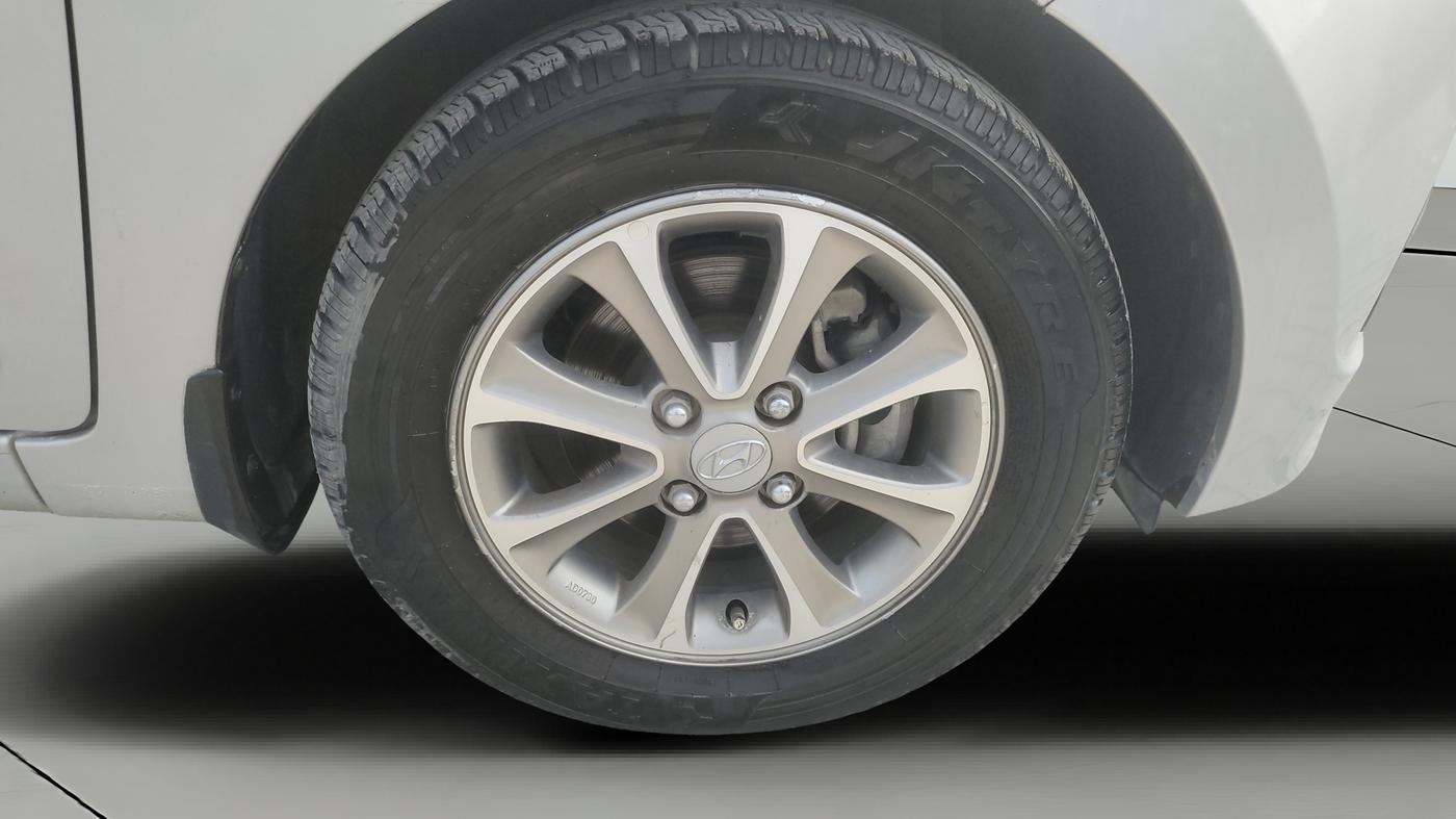 2016 Hyundai Grand i10 ASTA (O) AT 1.2 KAPPA VTVT, Petrol, Automatic, 55,073 km, Left Front Wheel