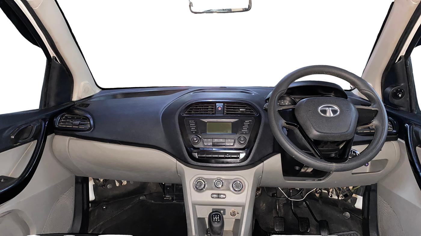 2019 Tata Tiago XT PETROL, CNG, Manual, 96,728 km, Dashboard