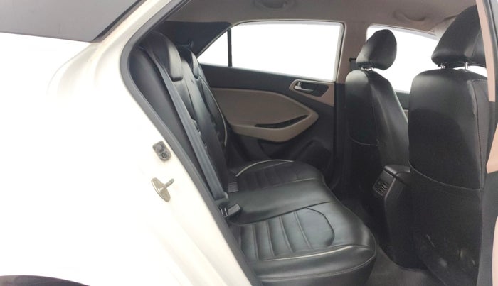 2018 Hyundai Elite i20 SPORTZ 1.2, Petrol, Manual, 57,731 km, Right Side Rear Door Cabin