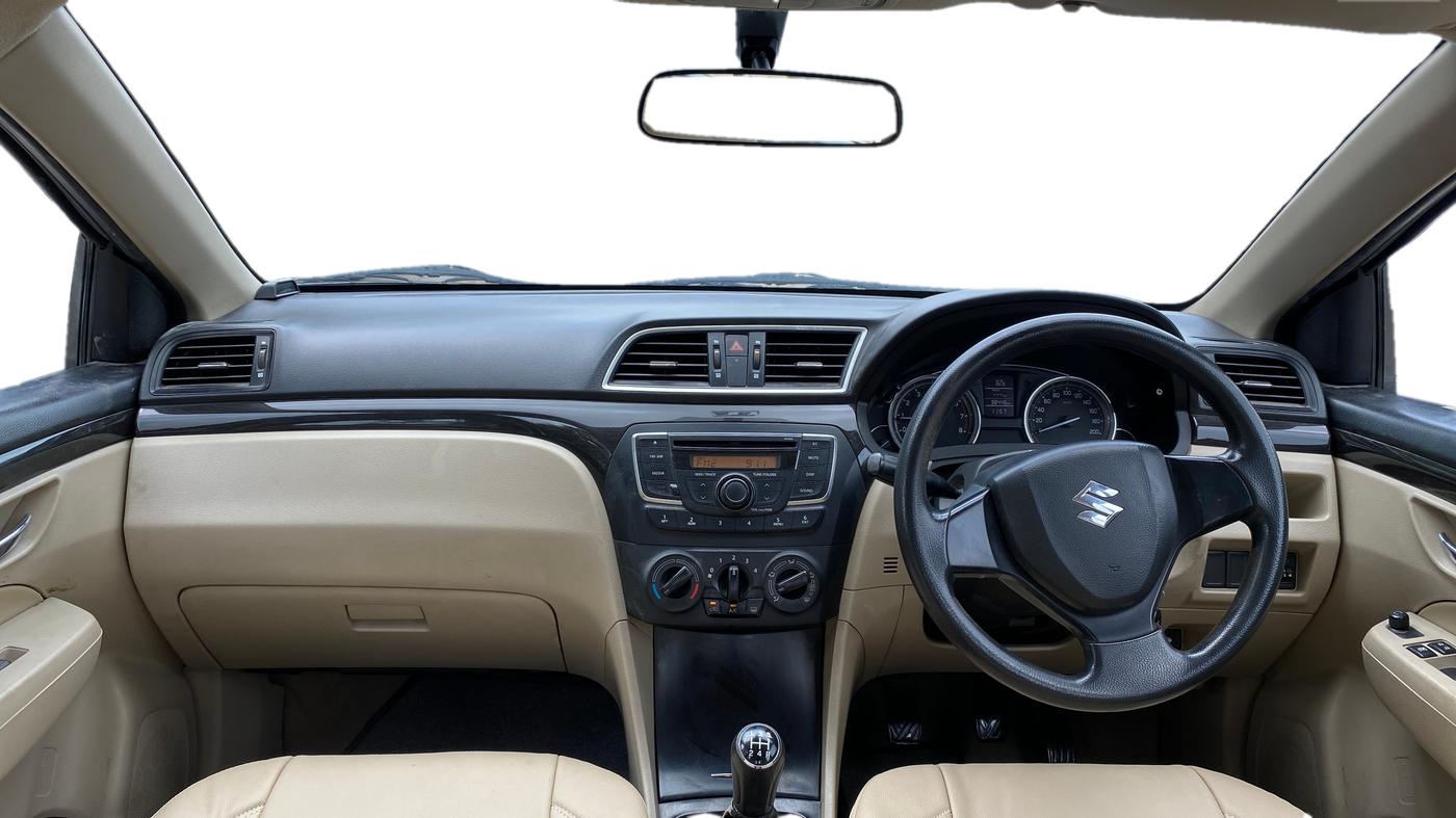 2015 Maruti Ciaz VXI, Petrol, Manual, 98,457 km, Dashboard