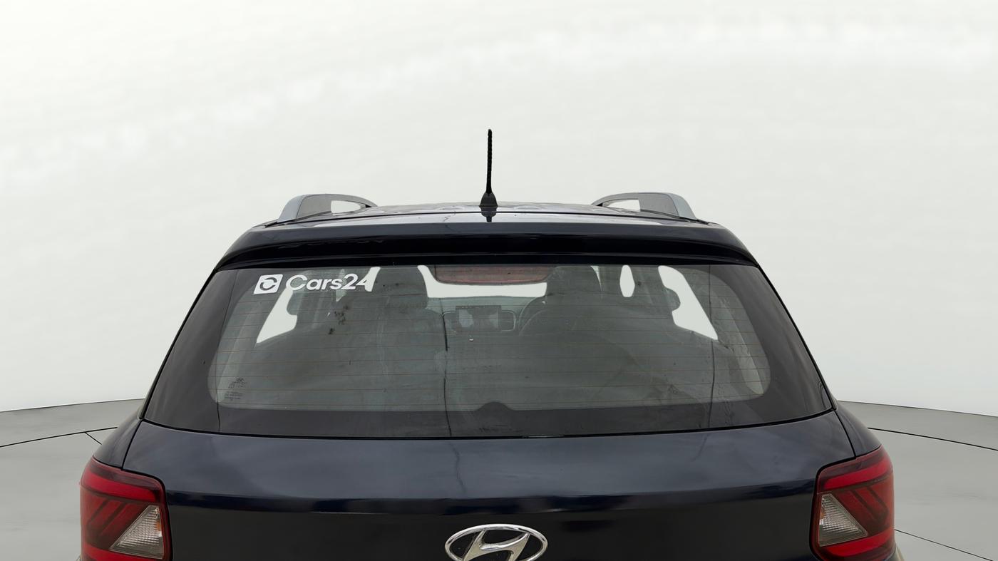 2021 Hyundai VENUE S 1.2, Petrol, Manual, 42,245 km, Rear Windshield