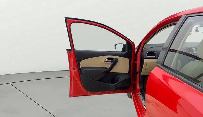 2015 Volkswagen Polo HIGHLINE1.2L, Petrol, Manual, 60,707 km, LHS Front Door