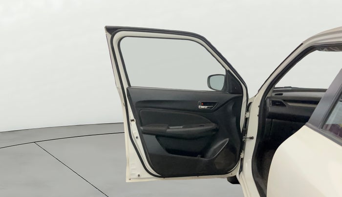 2024 Maruti Swift VXI, Petrol, Manual, 26,384 km, LHS Front Door