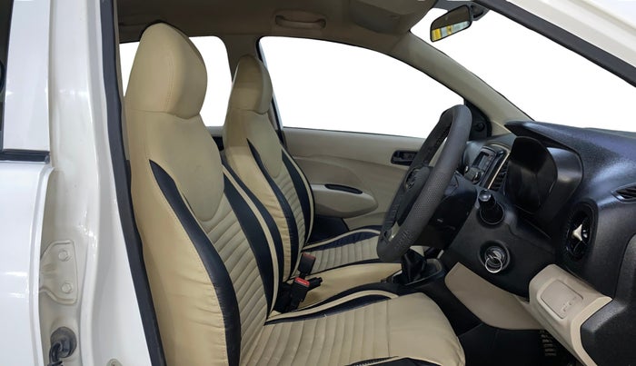 2021 Hyundai NEW SANTRO MAGNA, Petrol, Manual, 26,487 km, Right Side Front Door Cabin