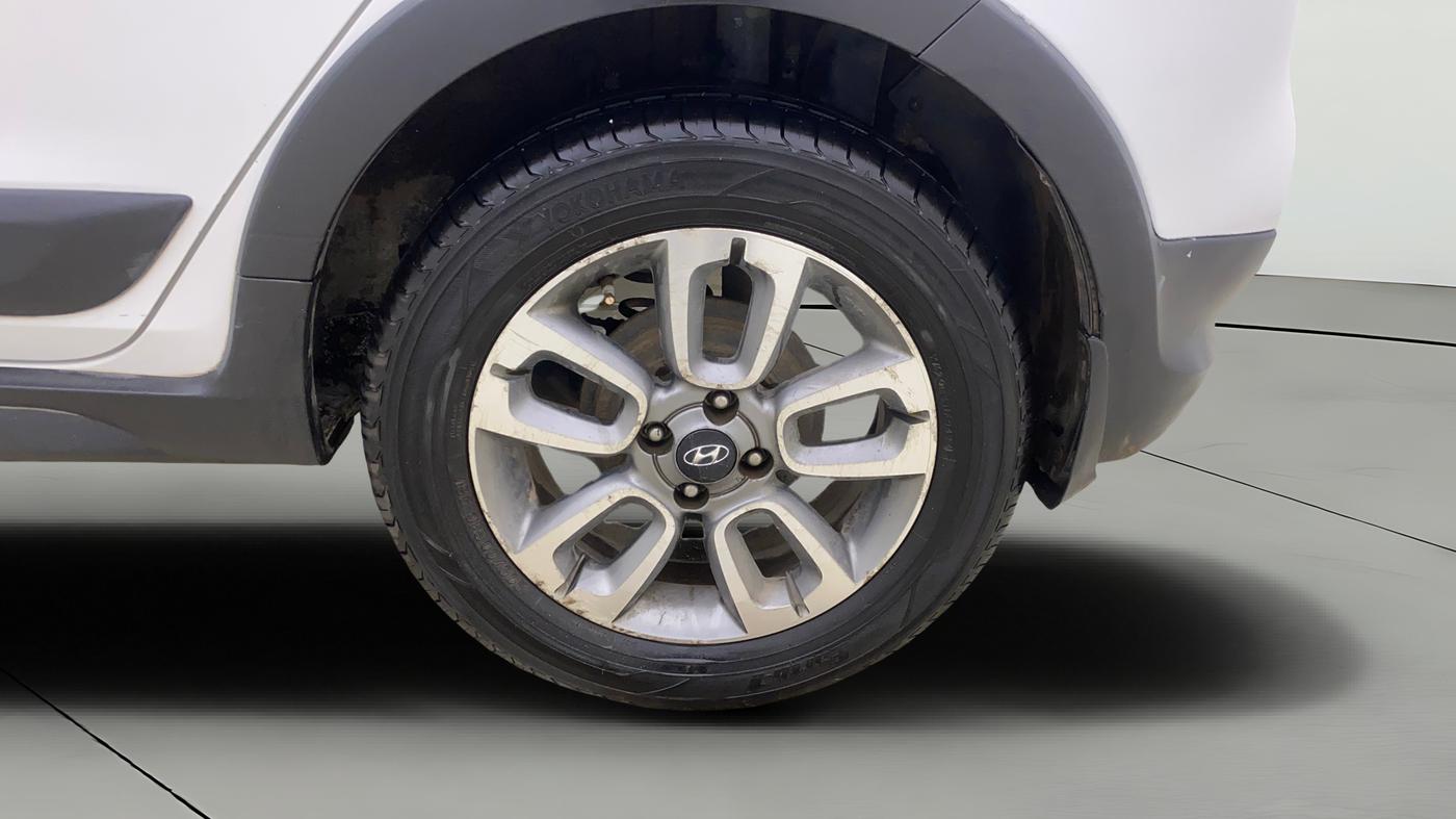 2015 Hyundai i20 Active 1.4 SX, Diesel, Manual, 91,393 km, Left Rear Wheel