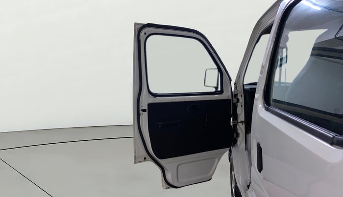 2018 Maruti Eeco 5 STR WITH A/C+HTR, CNG, Manual, 84,069 km, LHS Front Door