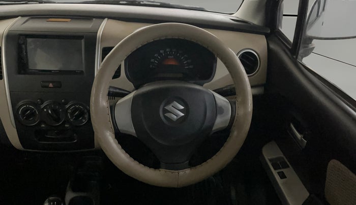 2017 Maruti Wagon R 1.0 LXI CNG, CNG, Manual, 69,240 km, Steering Wheel Close Up
