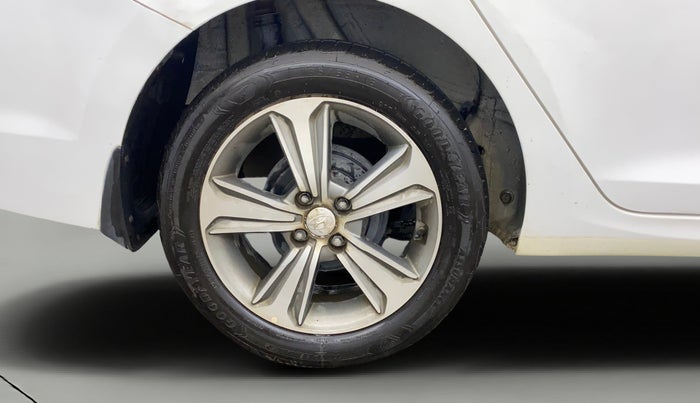 2019 Hyundai Verna 1.6 VTVT SX, Petrol, Manual, 57,949 km, Right Rear Wheel