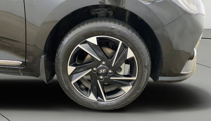 2021 Hyundai Verna SX (O) 1.5 VTVT IVT, Petrol, Automatic, 41,879 km, Right Front Wheel