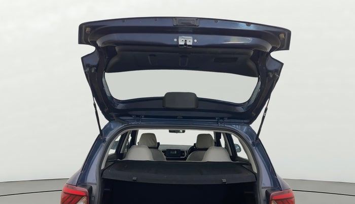 2022 Hyundai VENUE S 1.2, Petrol, Manual, 28,273 km, Boot Door Open