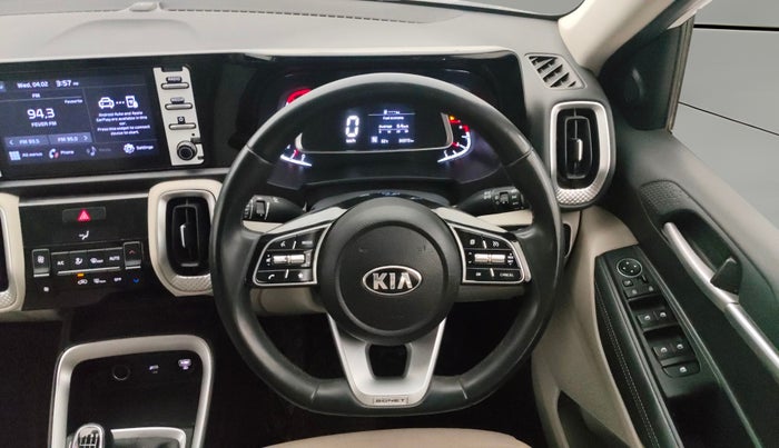 2021 KIA SONET HTX 1.0 IMT, Petrol, Manual, 30,361 km, Steering Wheel Close Up